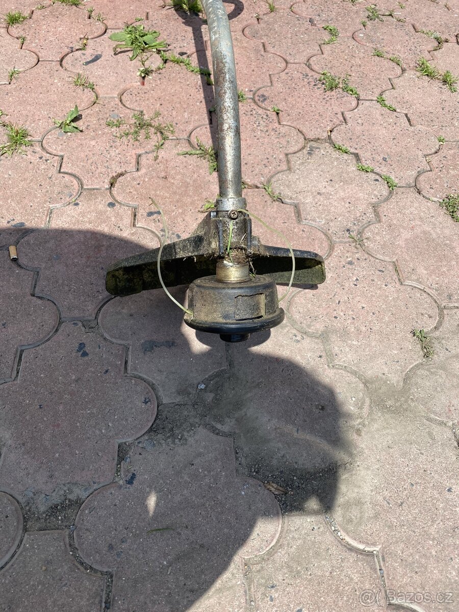 Sekačka, křovinořez , kosa,vyžínač Dolmar LT 250 - 4