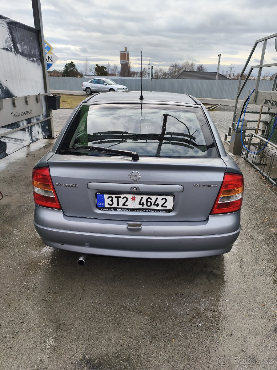 Opel astra - 4