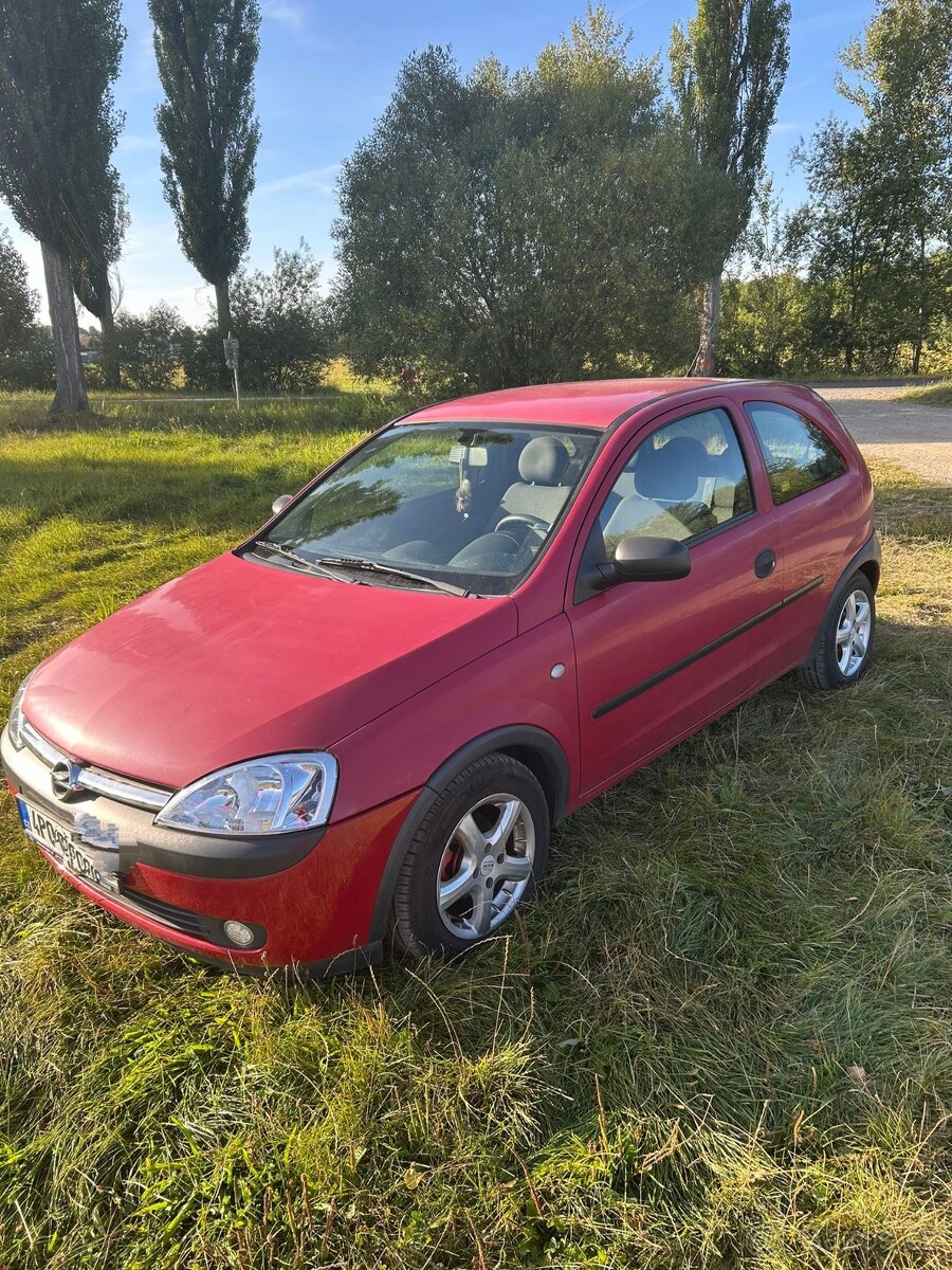 Opel Corsa 1,0 43kw 2003 - 4