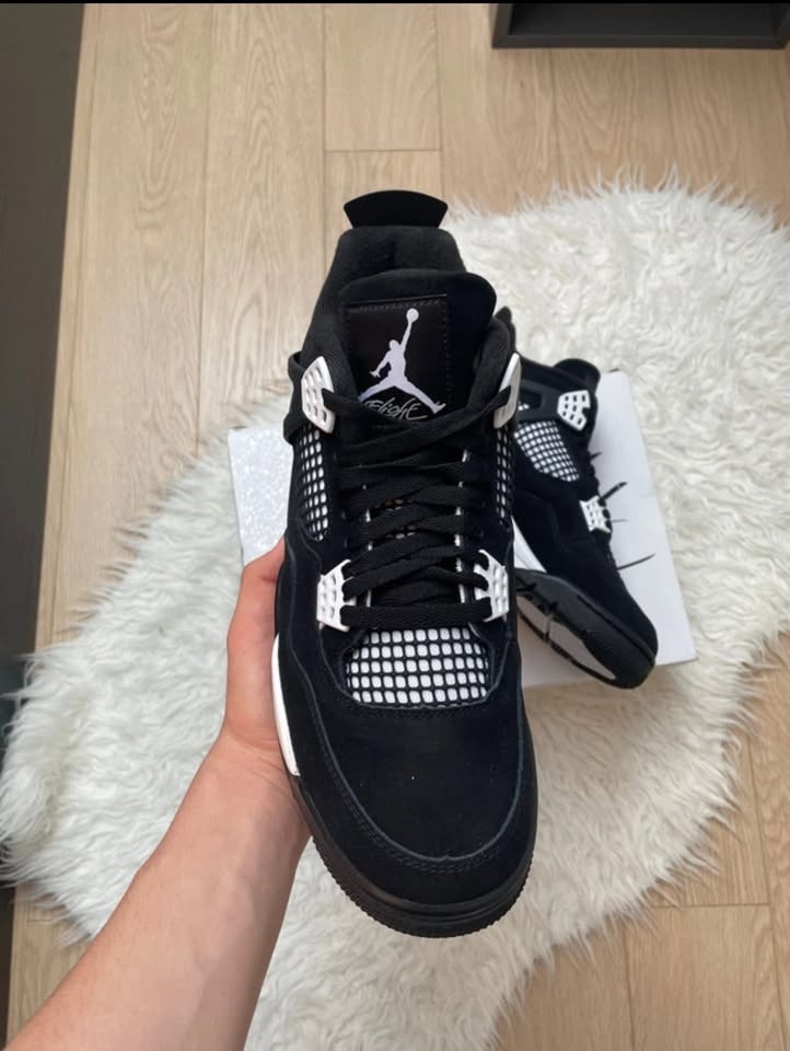 Air Jordan 4 White Thunder - 4