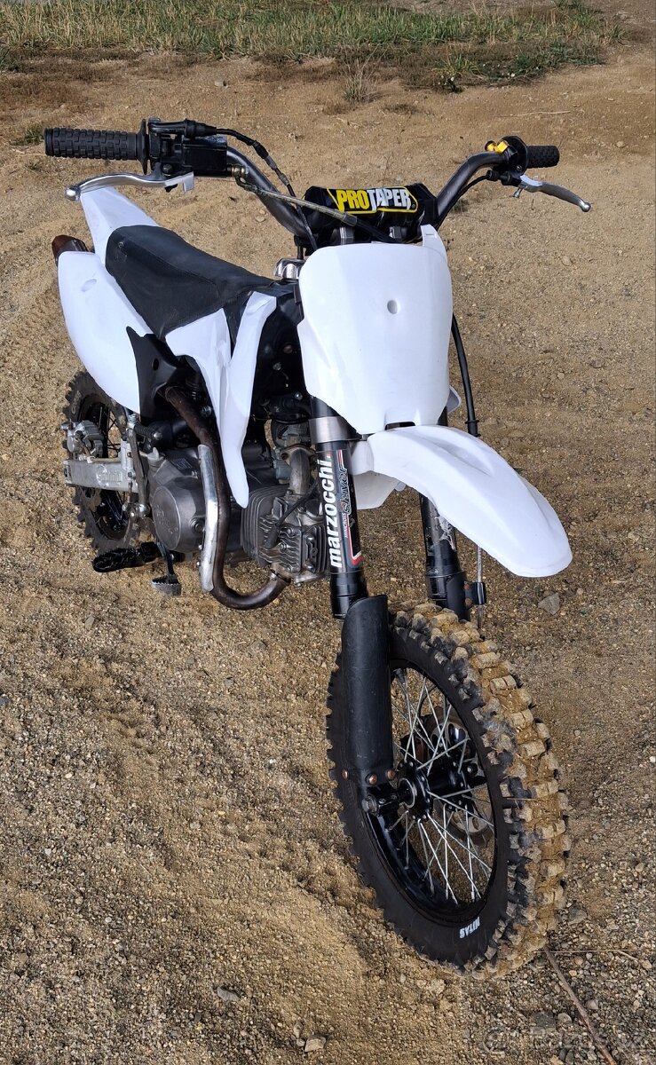 Pitbike Stomp 140 demonX