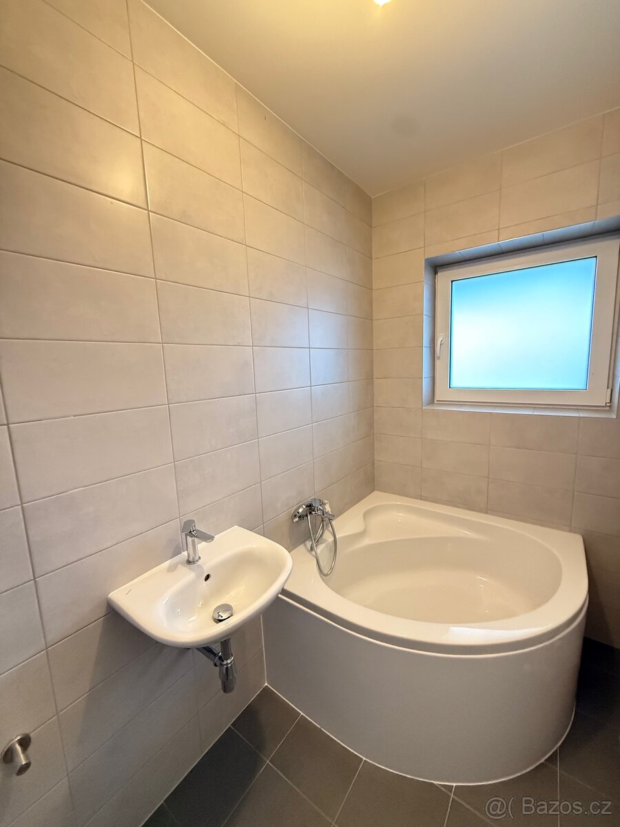 Pronájem bytu Hrádek nad Nisou - 4