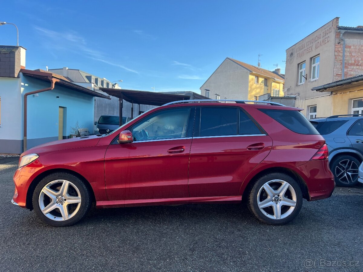 Mercedes-Benz GLE 350 CDI 2016, 1. Majitel, původ ČR , DPH - 4