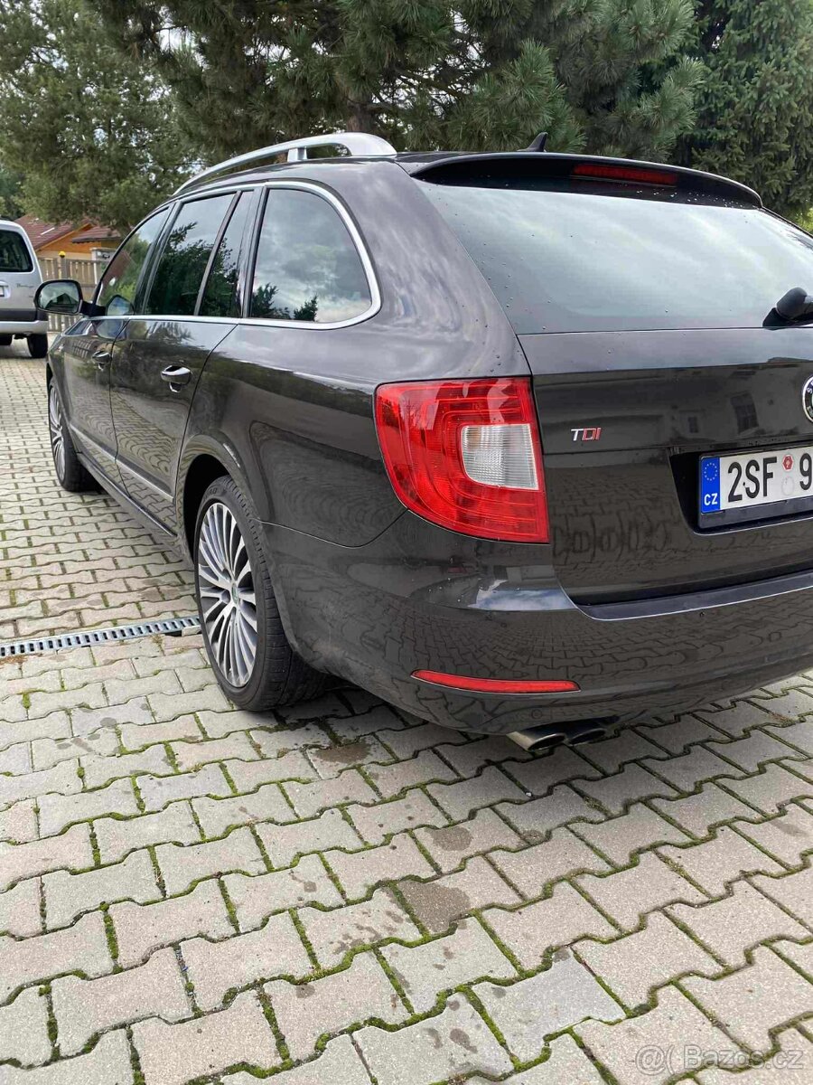 Škoda Superb II. Laurin a Klement - 4