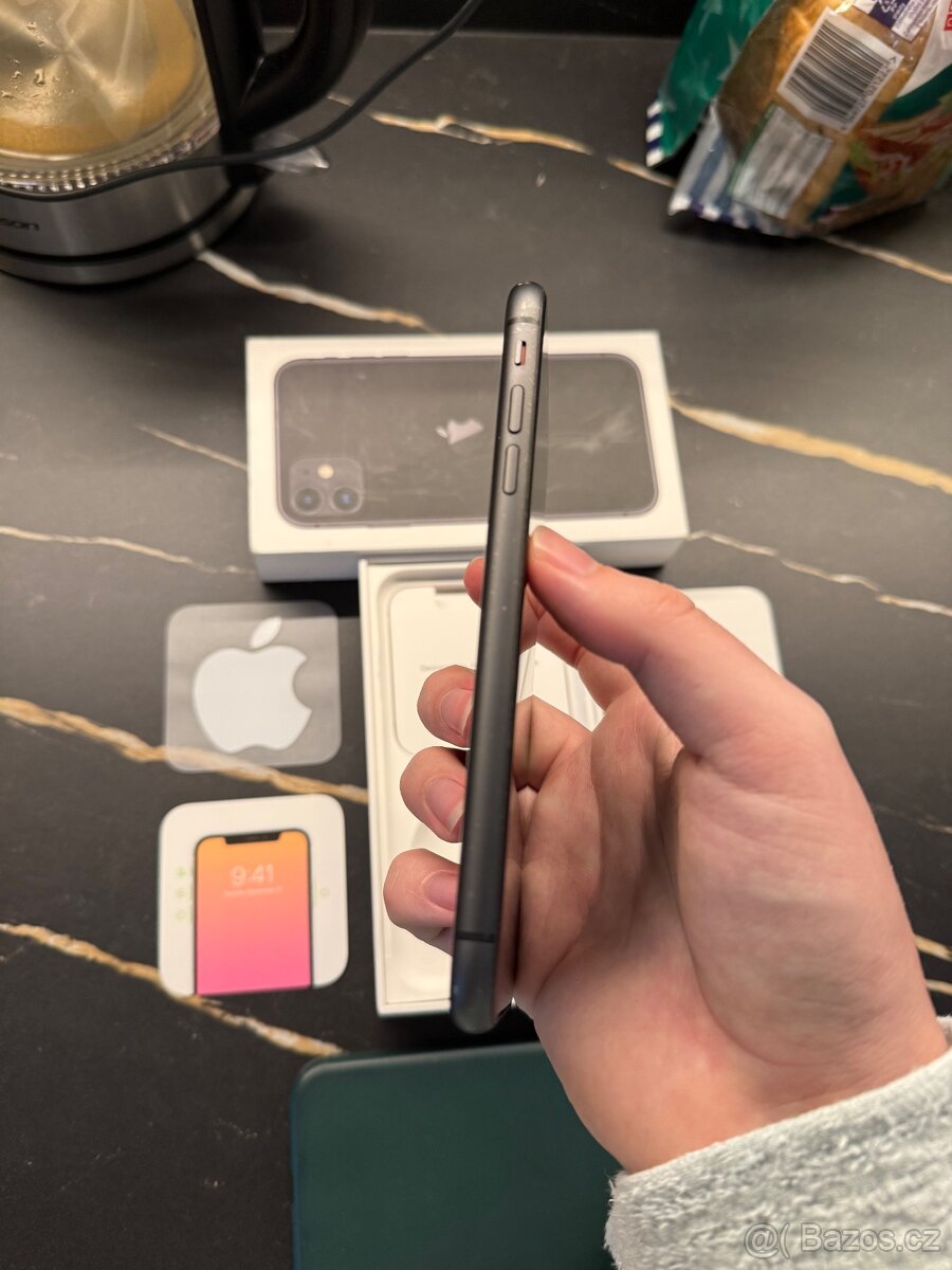 iPhone 11 64gb - Nejnovější iOS - 4