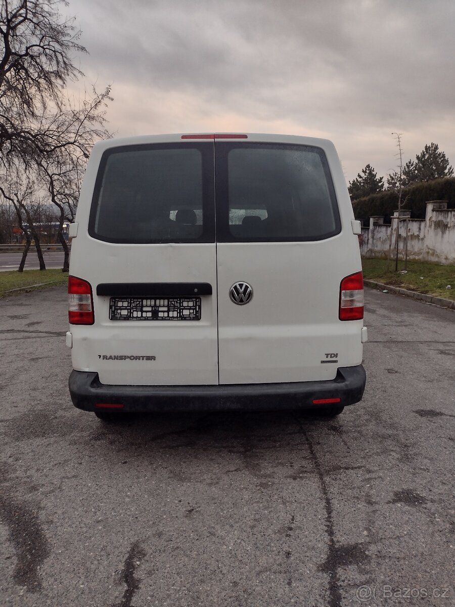 Volkswagen Transporter T5,1 2.0TDI - 4