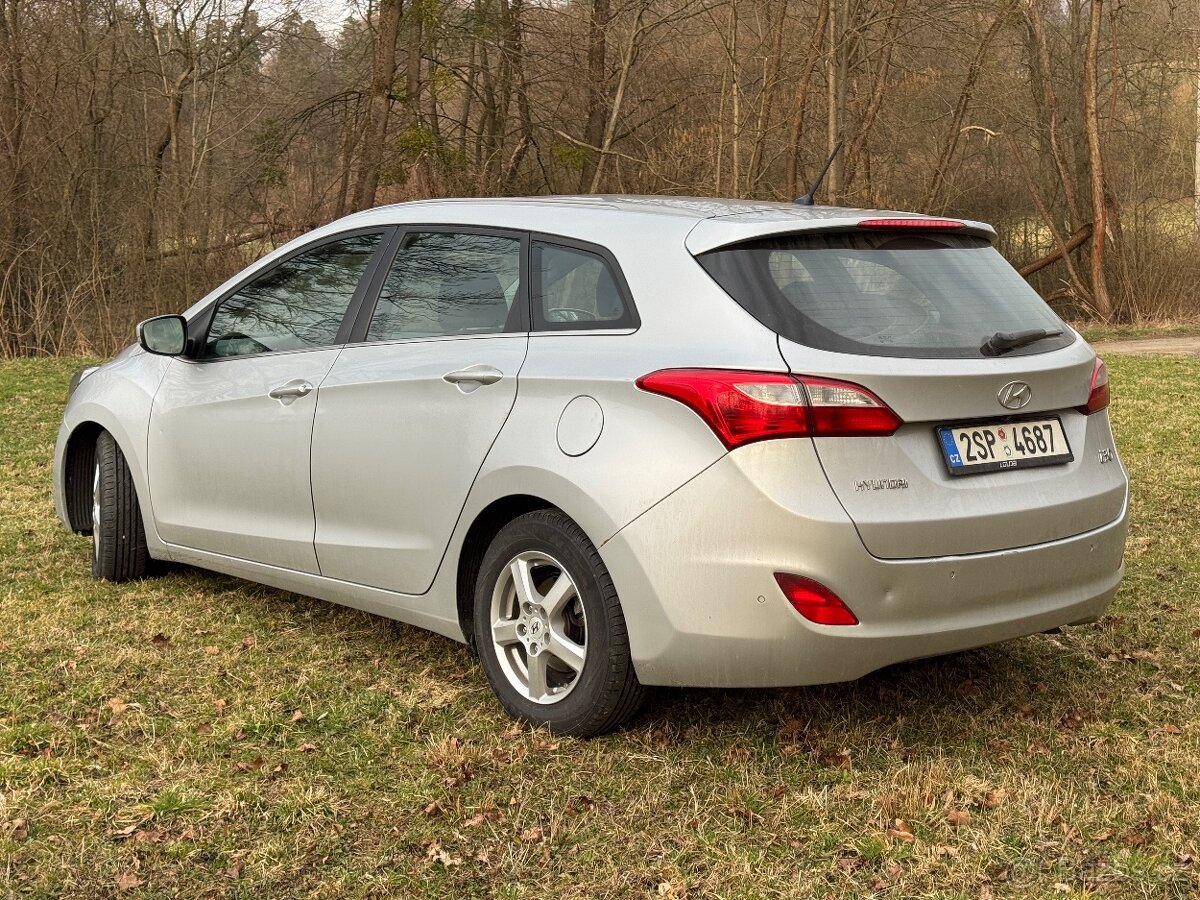Hyundai i30 1.6 crdi 2014 - 4