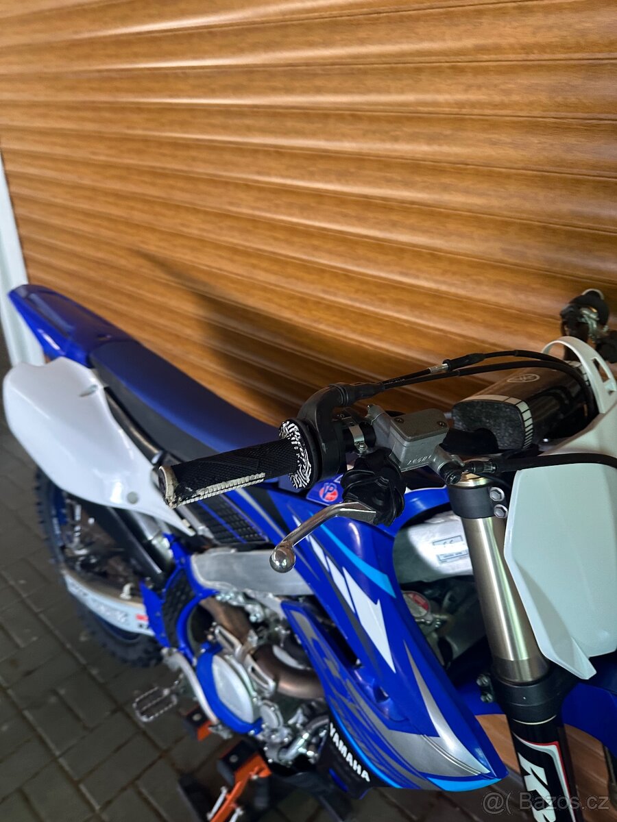 Yamaha YZ 250F - 4