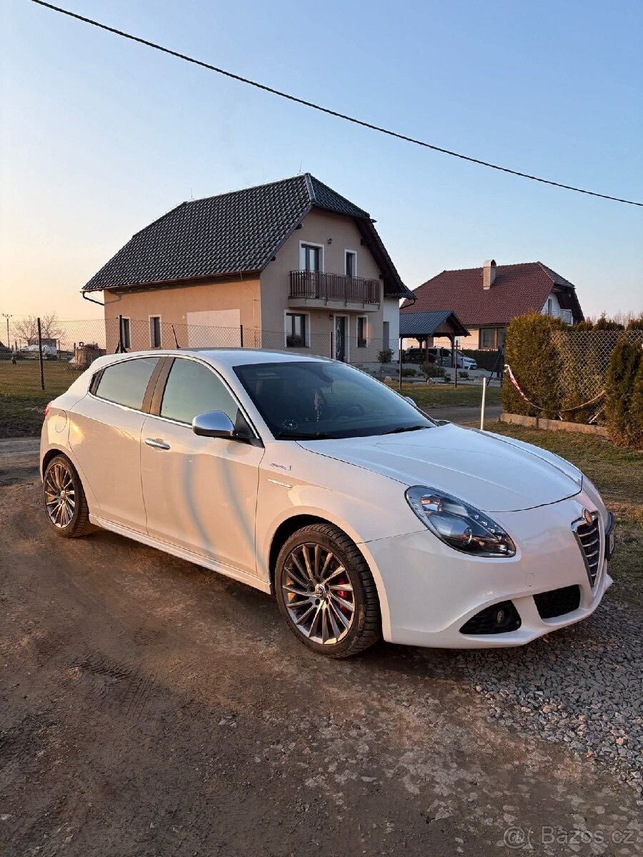 Alfa Romeo Giulietta 2.0jtdm - 4