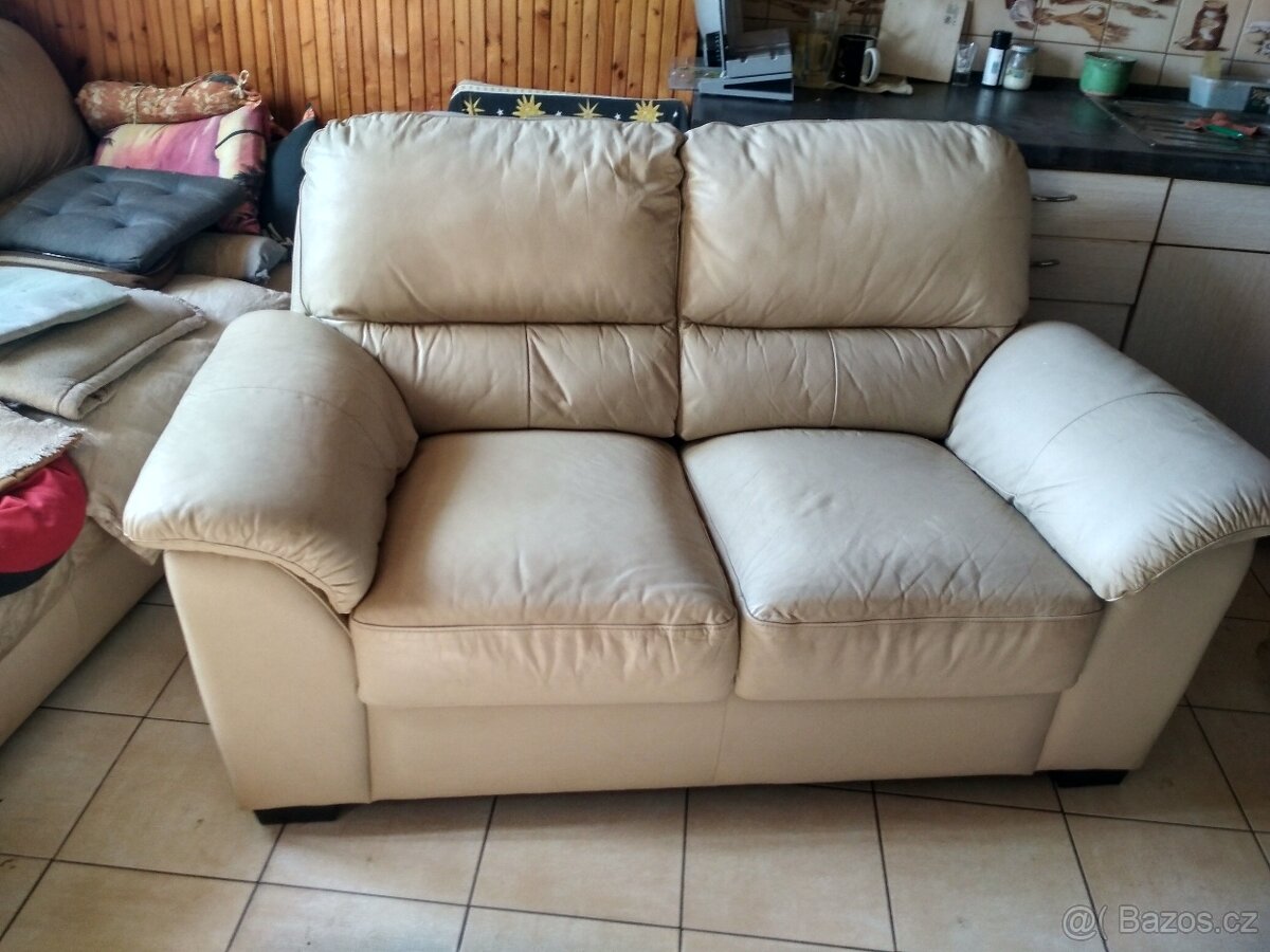 KOŽENÁ POHOVKA - 4