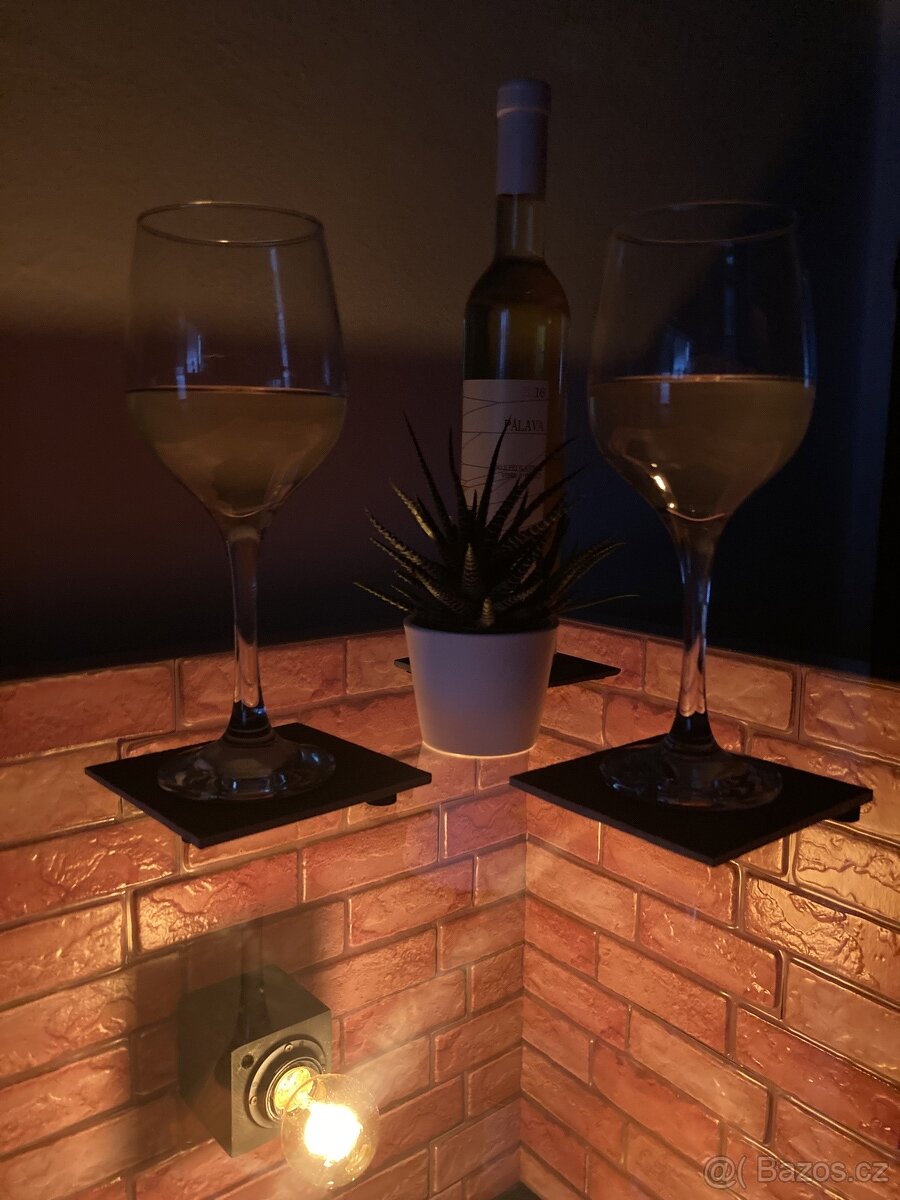 Nekonečný stůl - 4