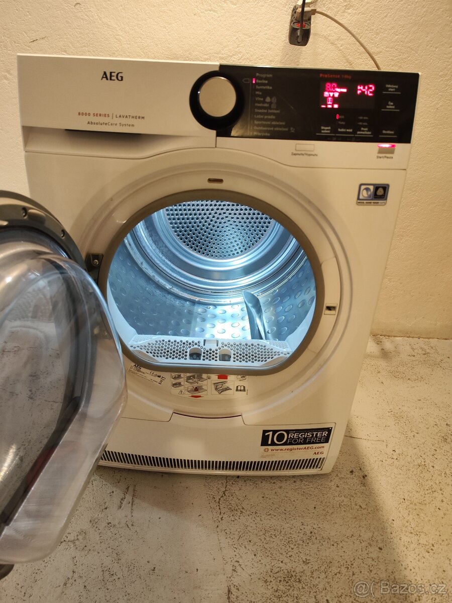 Sušička AEG - 4
