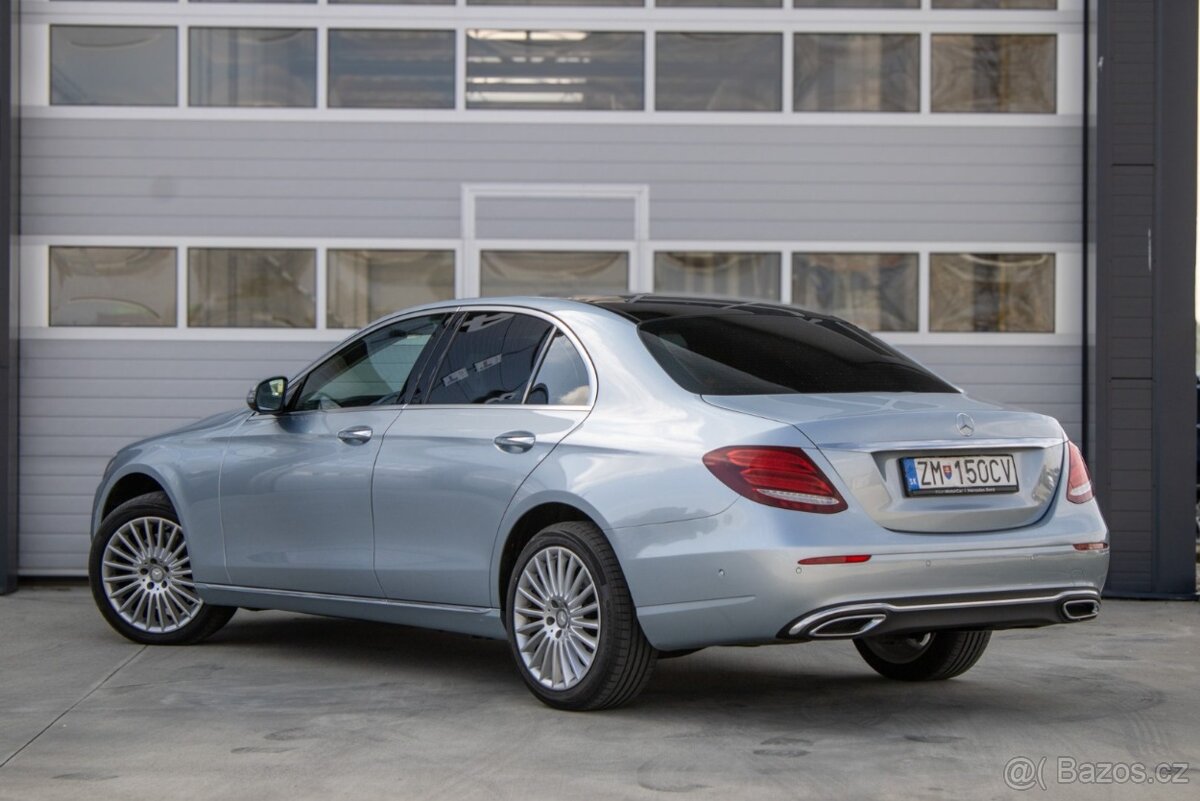 Mercedes-Benz E 220 d 4MATIC - 4
