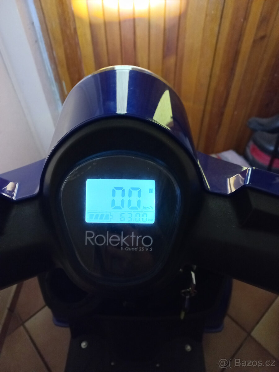 Elektrická čtyřkolka pro seniory Rolektro