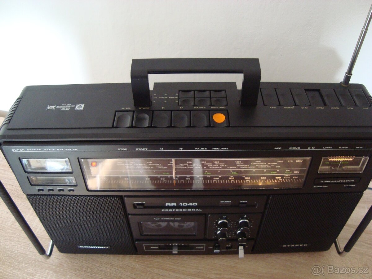 Radiomagnetofon Grundig RR-1040 - 4