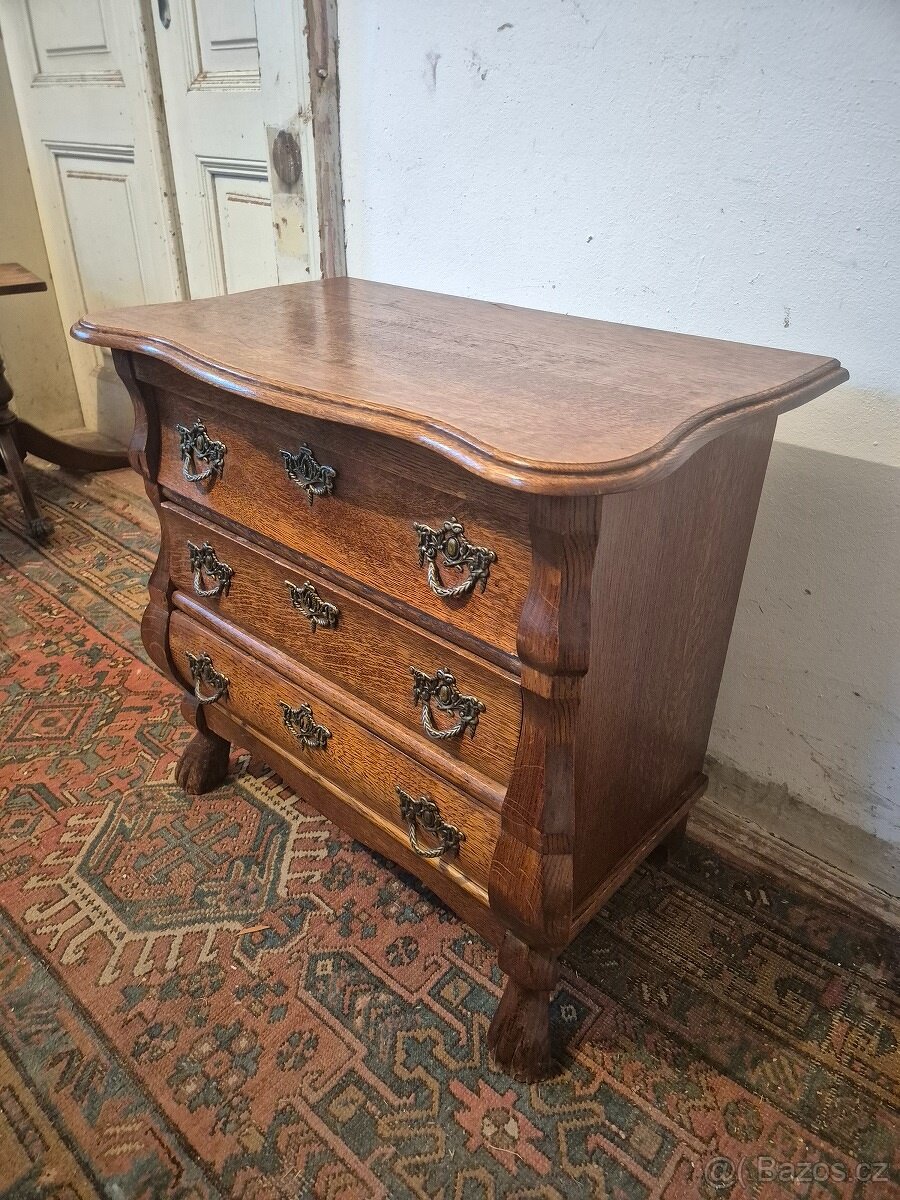 Šuplíková dubová barokní komoda - břichatka - 4