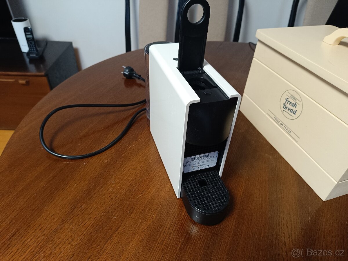 Nespresso Krups Essenza Mini – bílý, kapslový kávovar - 4
