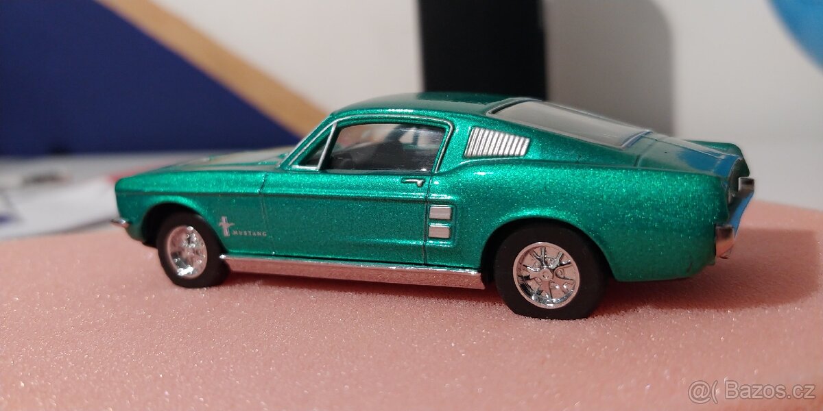 Matchbox Dinky - 4