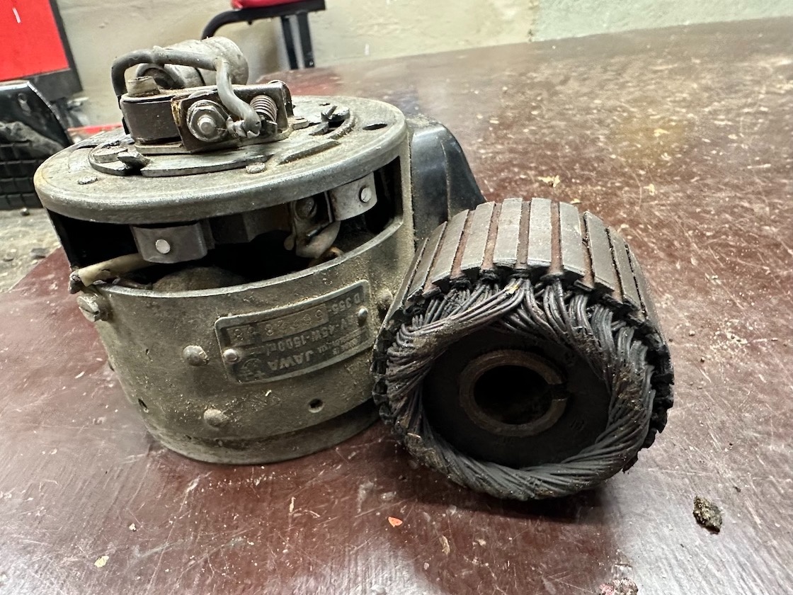 Predám komplet ZAPALOVANI rotor + stator JAWA ČZ 175 250 - 4