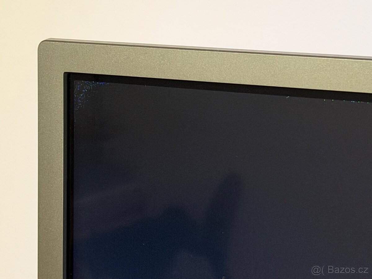 Philips 55PUS6272|12, vadné pixely v rozích - 4