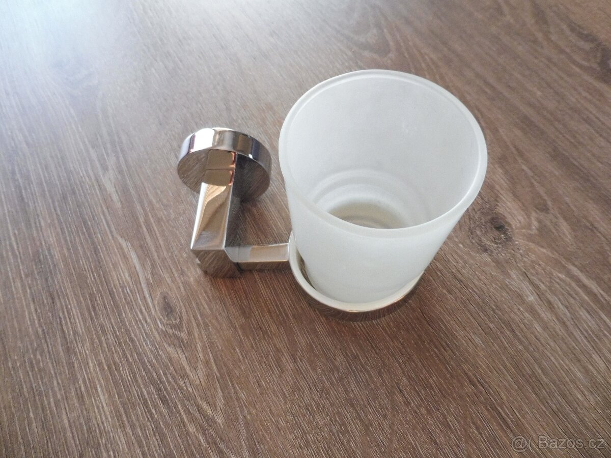 Koupelnový set držák skleničky - 4