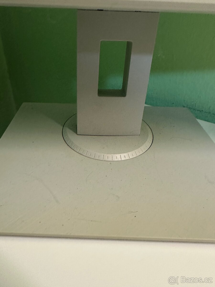 Monitor Asus - 4