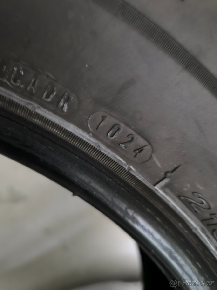 Pneu 215/65/R17 Nexen - 4