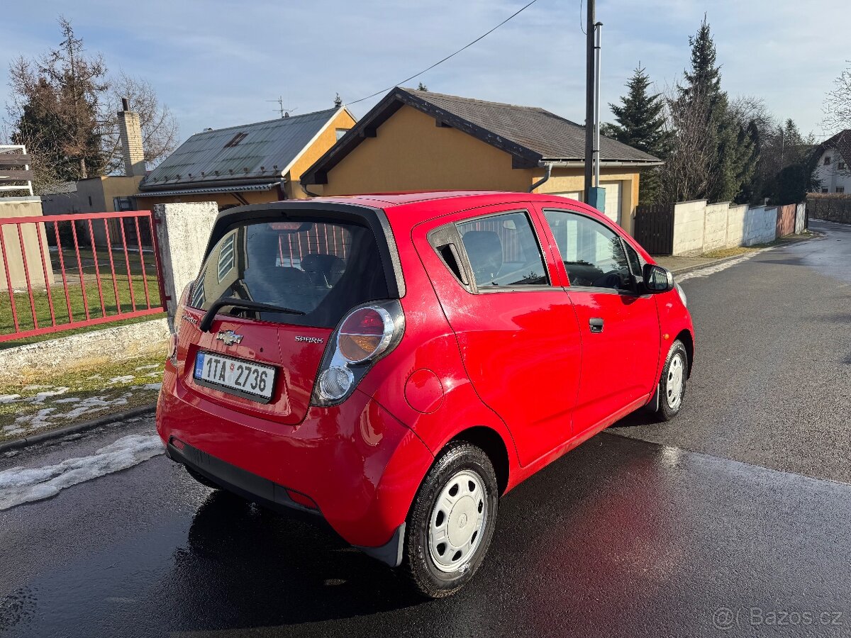 Chevrolet Spark - 4