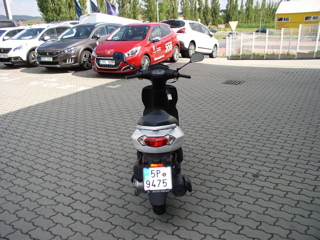 Peugeot Kisbee 50i 4T - 4