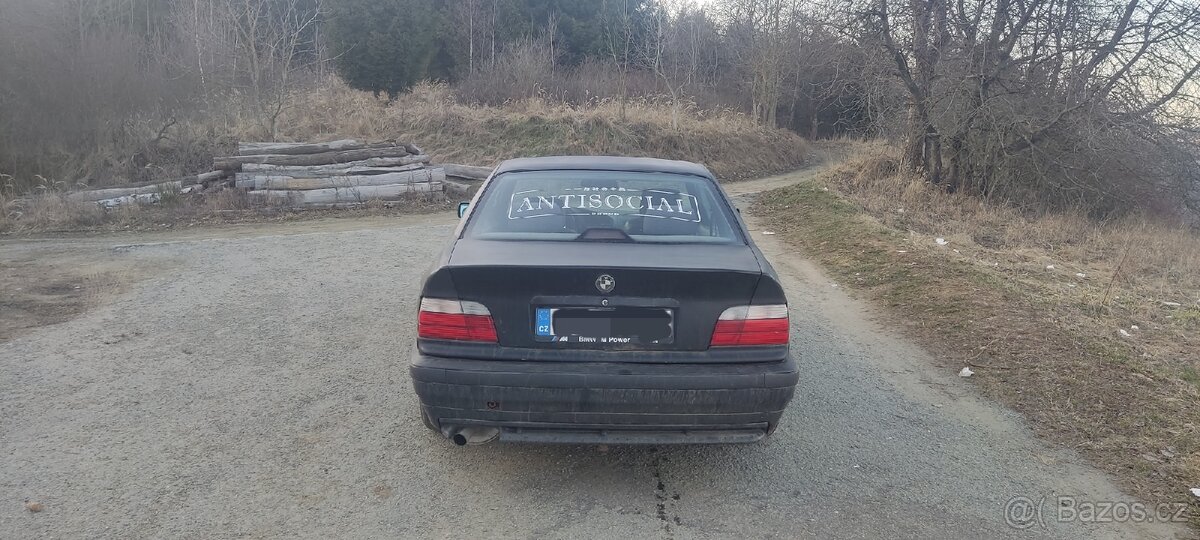 BMW E36 coupe m52b20 - 4