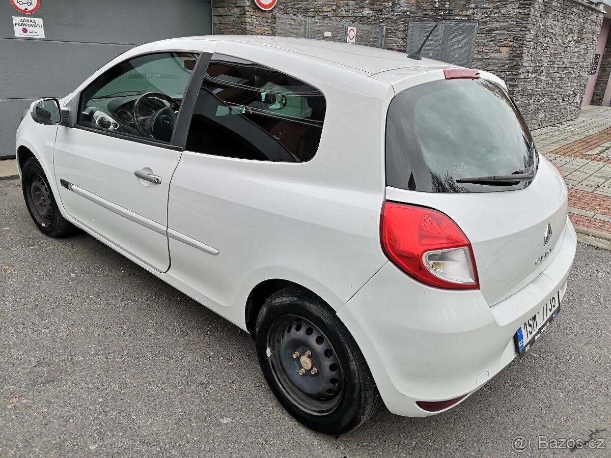 Renault Clio 1.5 dCi 48kW ČR. 1. Majitel. - 4