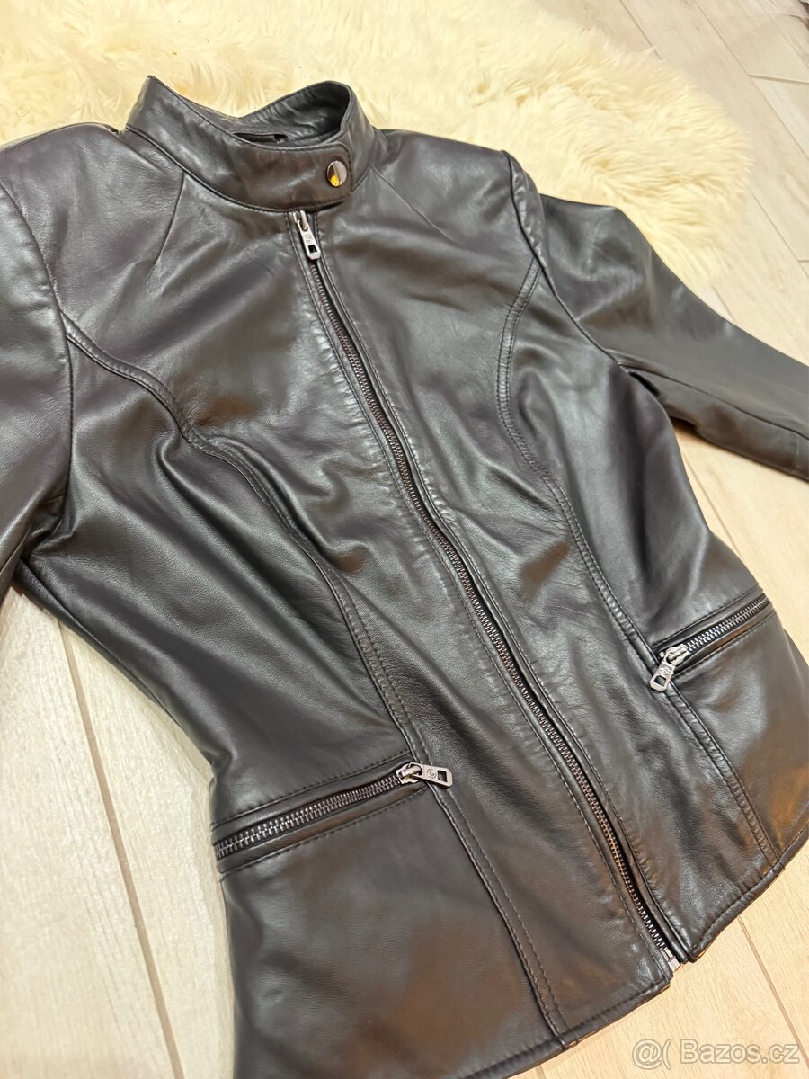 Černý křivák, kožená bunda Kara - 4