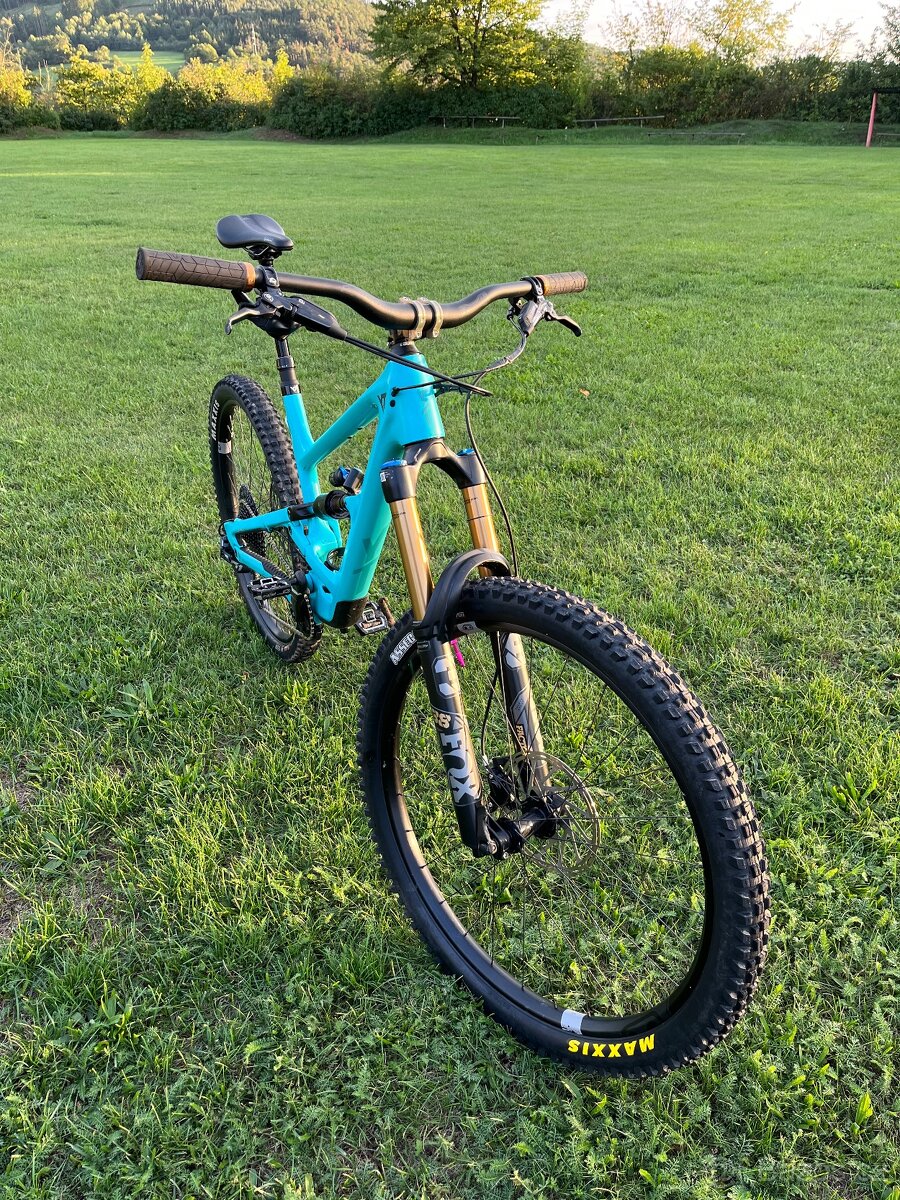 YT capra core 4 - 4