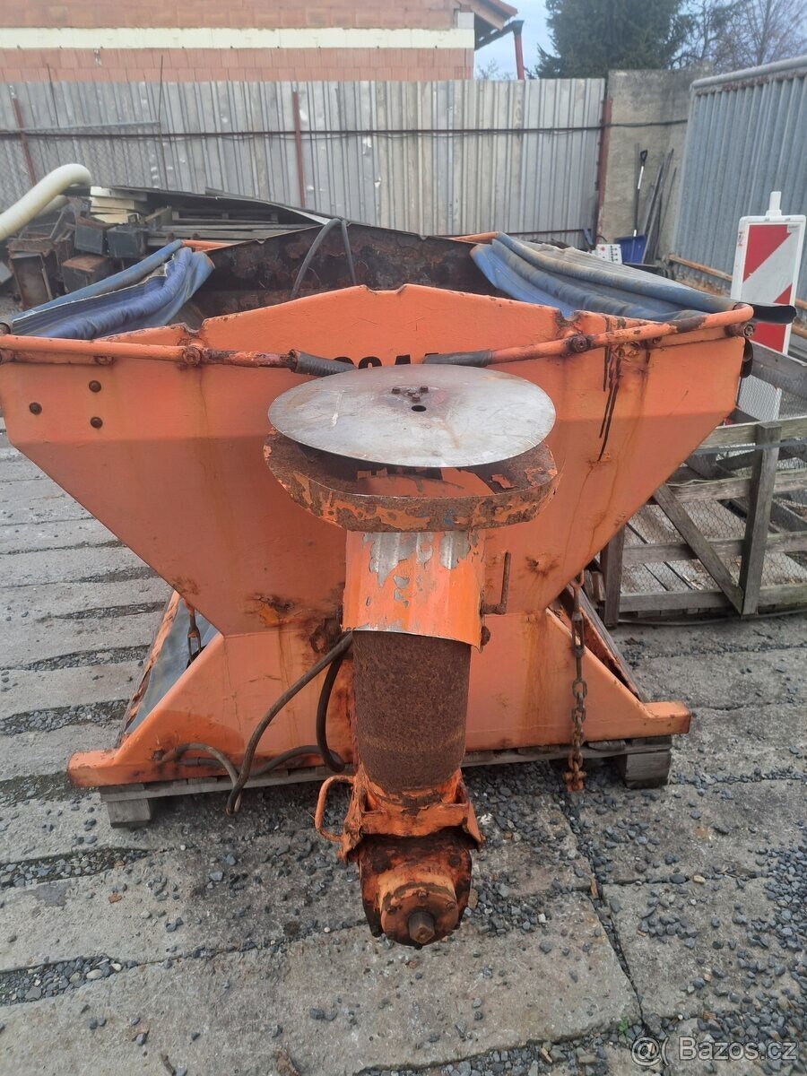 Posypová nástavba Beilhack multicar - 4