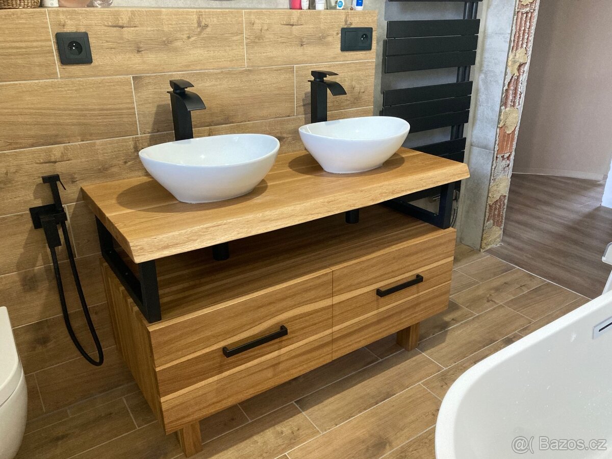 dubová umyvadlová skřínka z masivu - 4
