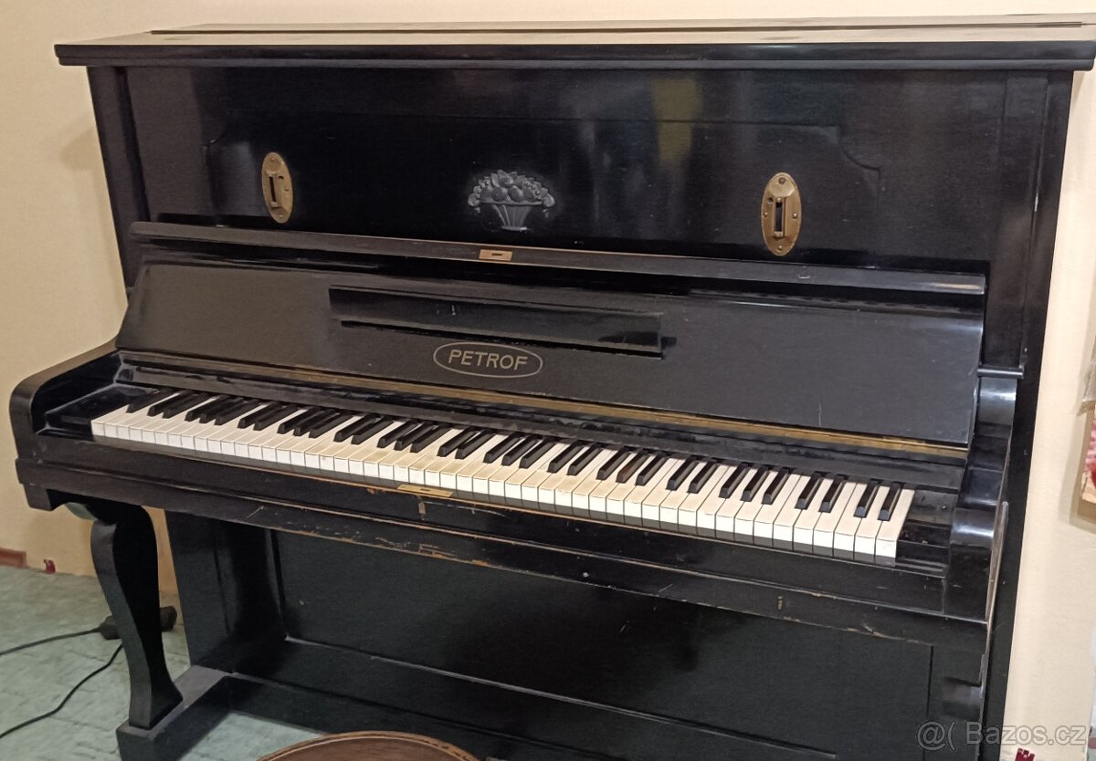 Pianino PETROF piáno, klavír - 4