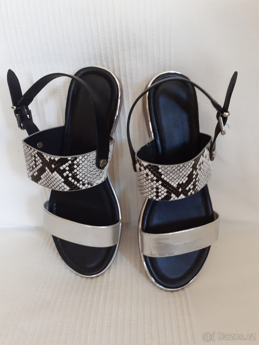 Prodám dámské sandály vel. 38 stélka 23,8 - 4