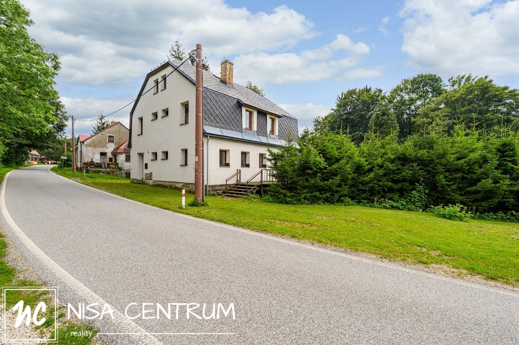 Prodej rodinného domu 412 m² v Janově nad Nisou - 4