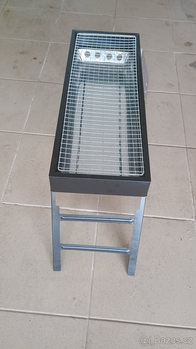 Gril na dřevěné uhlí - 4