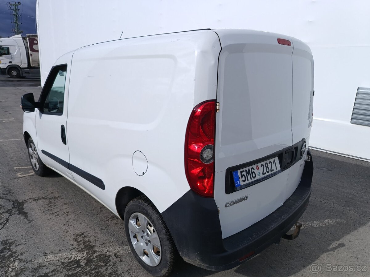 Opel Combo Van 1.3 CDTi ecoFLEX RV2014, serviska - 4