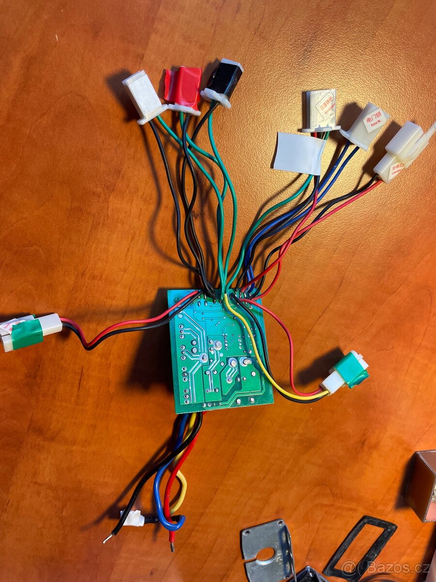 Oprava plošných spojů a desek, PCB, DPS - 4