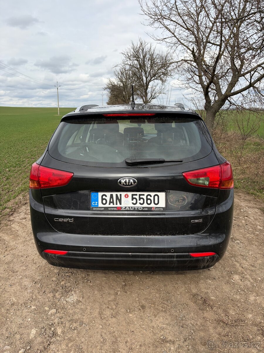 Kia Ceed 1.6 CRDi 100kw combi - 4