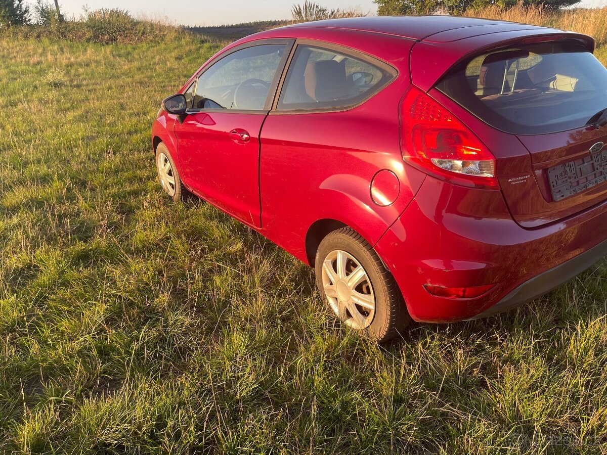 Ford Fiesta - 4