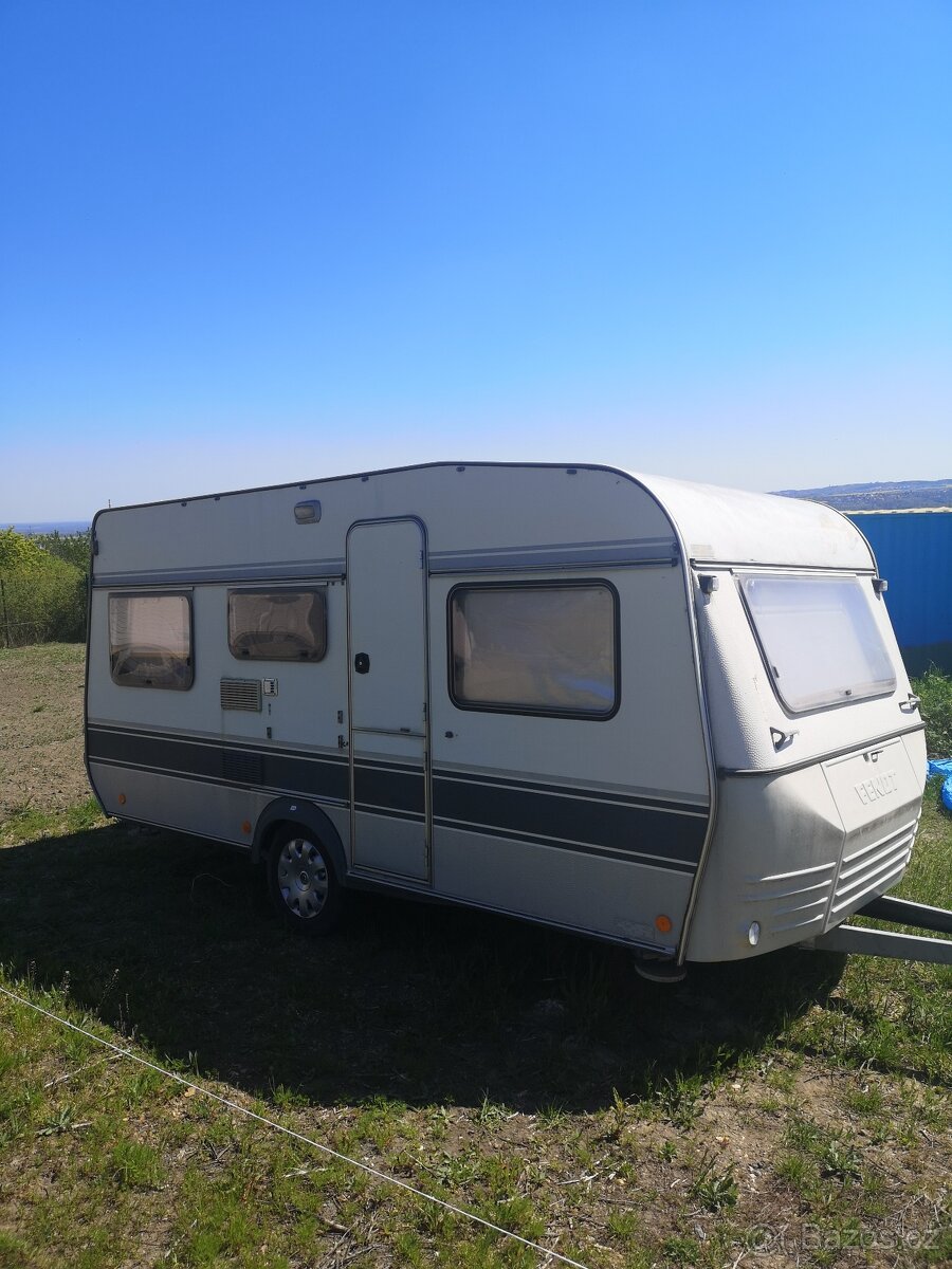 Prodám obytný přívěs karavan - 4