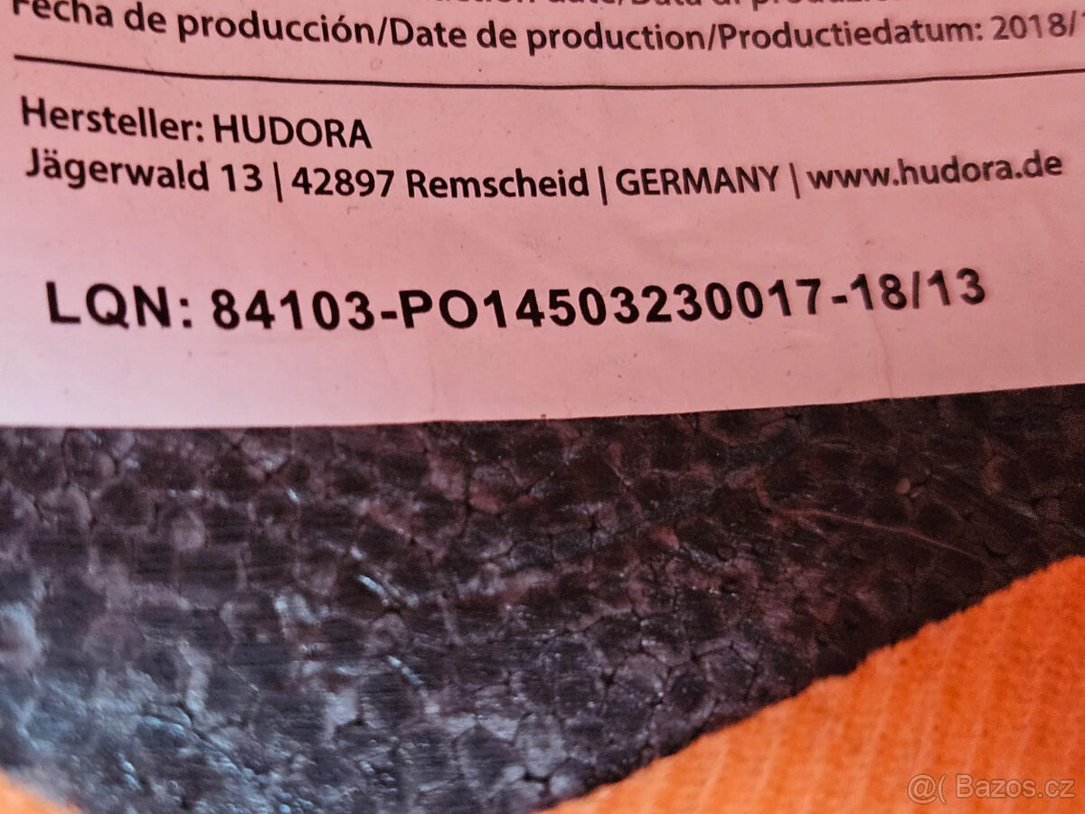 Robustní helma Hudora 84104 - 4