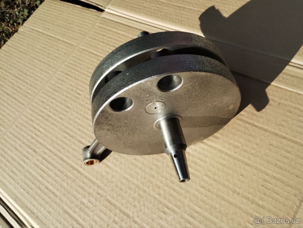 Kliková hřídel Jawa 250/353 kývačka, Pérák - po renovaci - 4