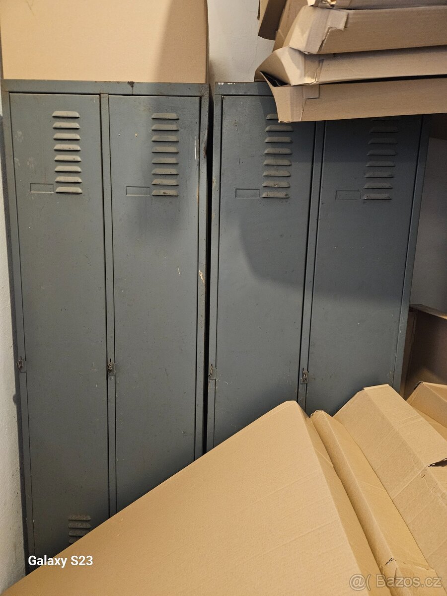 Šatní skříňky - 4