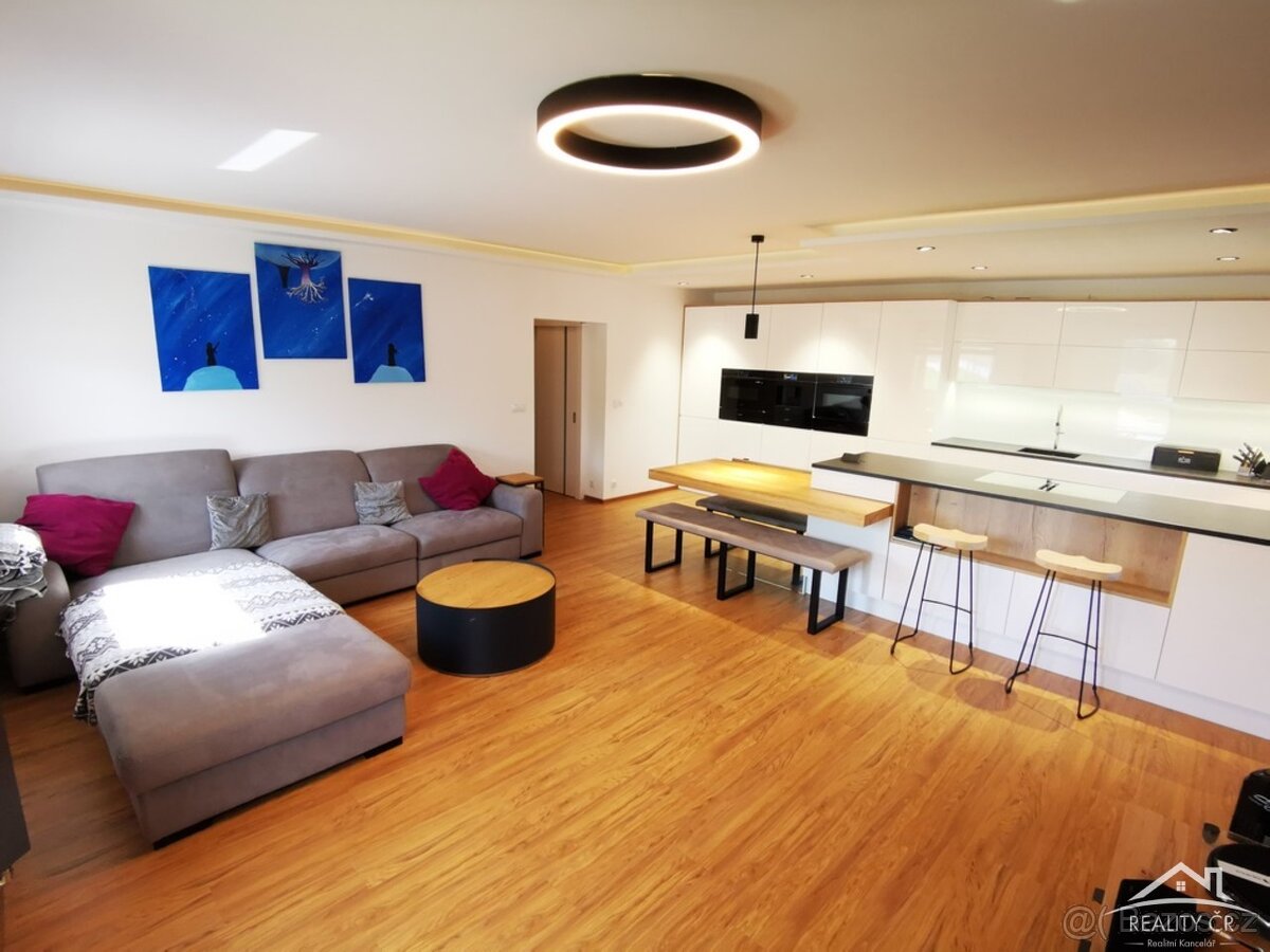 Prodej luxusního bytu 3+kk Polná - 4