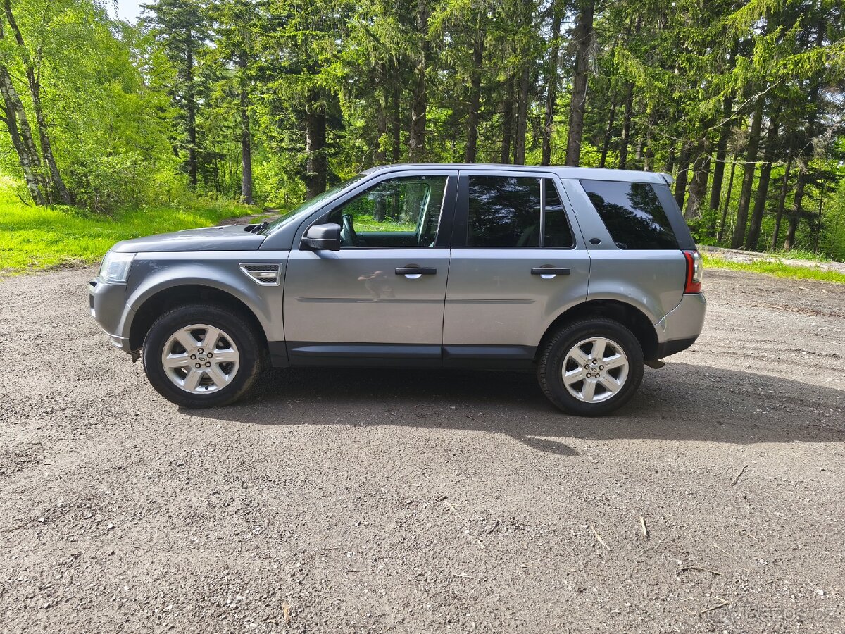 Land Rover Freelander 2 - 4