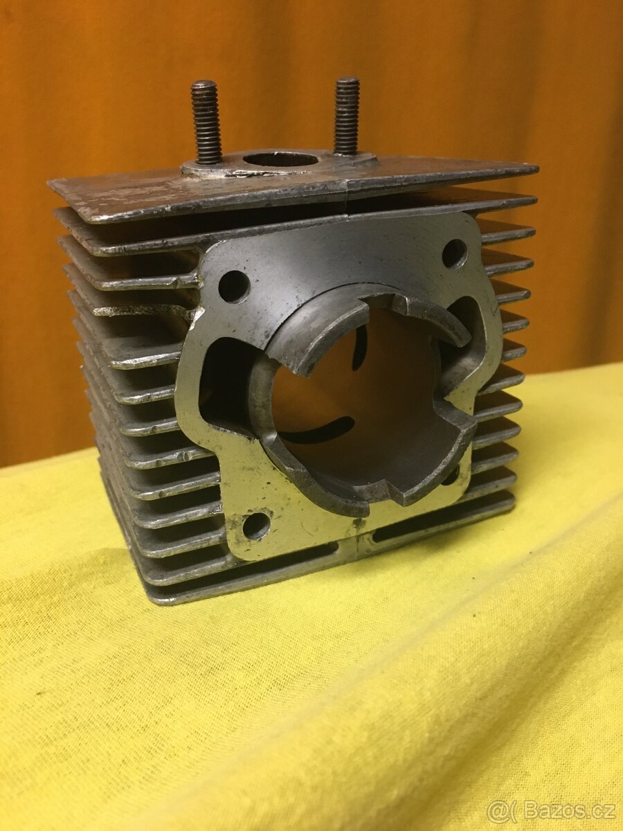 Válec po výbrusu babetta 207 - 4